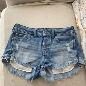 Hollister Vintage Low Rise Boyfriend Shorts